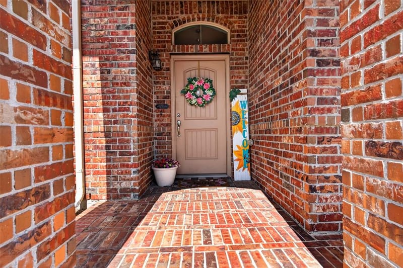917 Doe Meadow Drive, Fort Worth TX 76028 - Photo 2