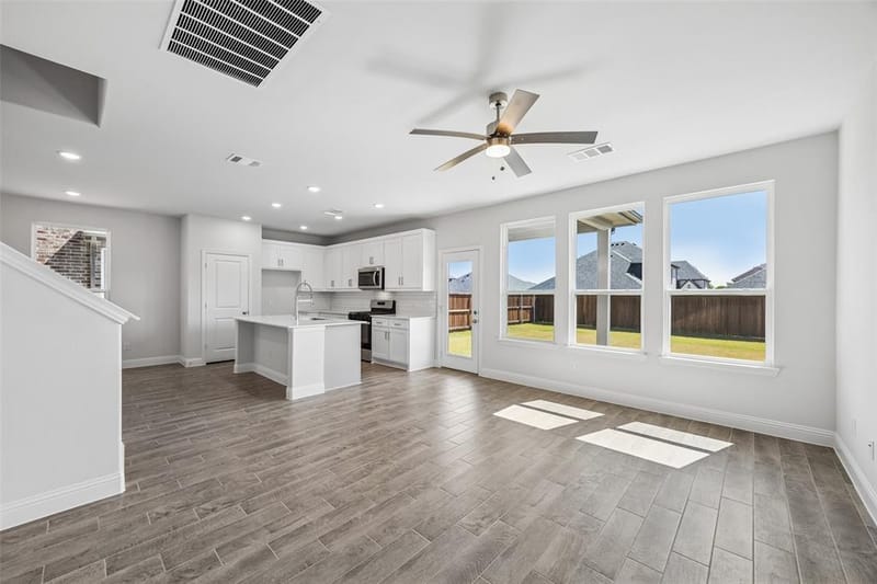 915 Sicily Boulevard, Princeton TX 75407 - Photo 7