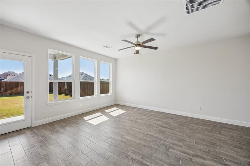 915 Sicily Boulevard, Princeton TX 75407 - Photo 8