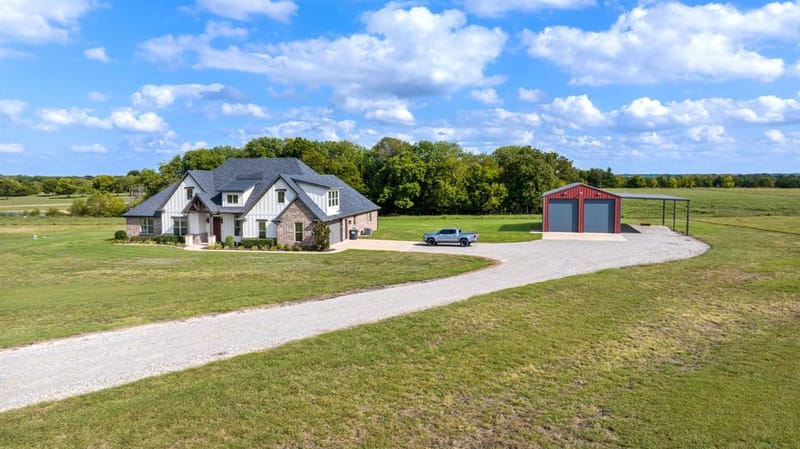 121 Pecan Valley Court, Sherman TX 75090 - Photo 10