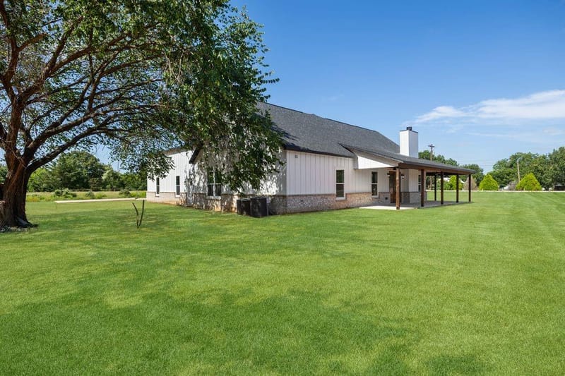 181 County Road 4757, Rhome TX 76078 - Photo 3