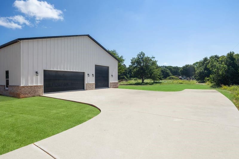 181 County Road 4757, Rhome TX 76078 - Photo 32