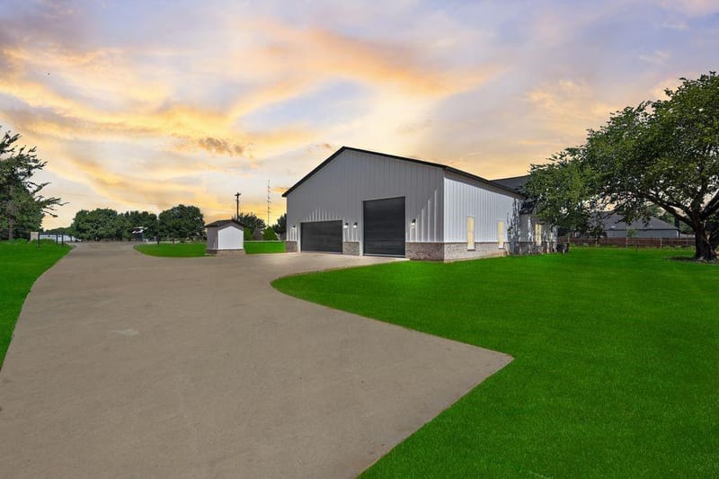 181 County Road 4757, Rhome TX 76078 - Photo 33