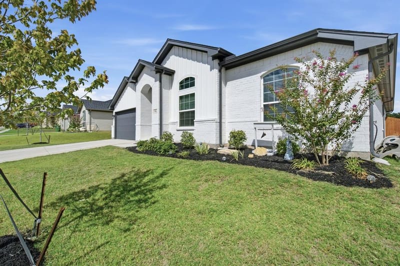 120 Mesa Drive, Glen Rose TX 76043 - Photo 4