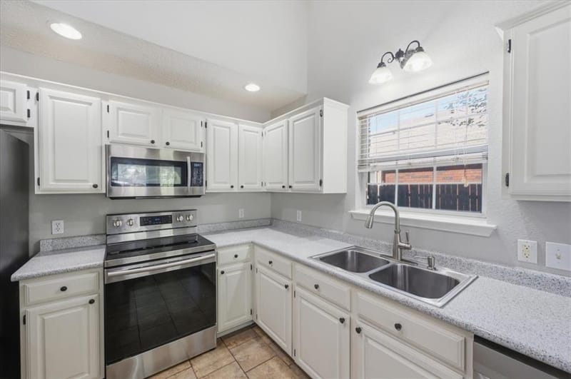 5016 Mill Creek Trail, Fort Worth TX 76179 - Photo 10