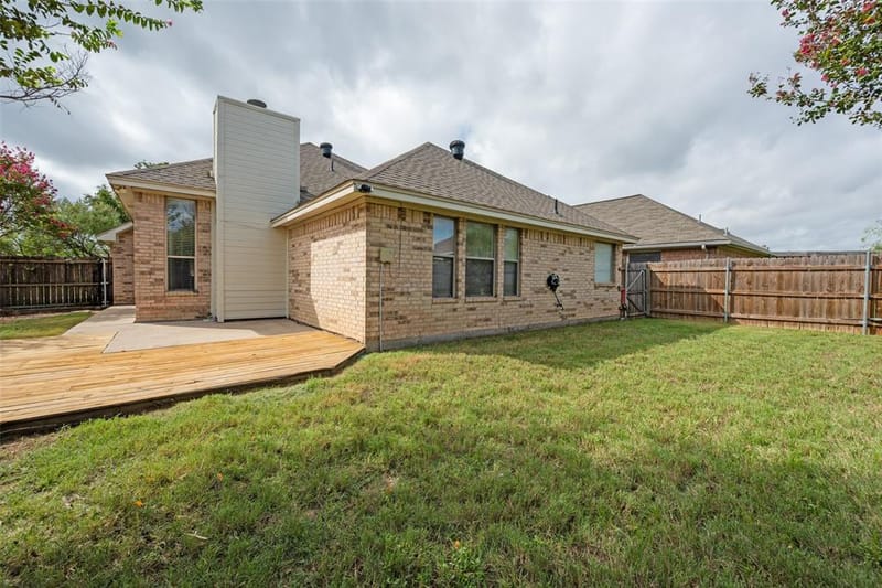 9149 Rushing River Drive, Fort Worth TX 76118 - Photo 12