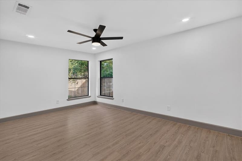 7437 Eccles Drive, Dallas TX 75227 - Photo 7