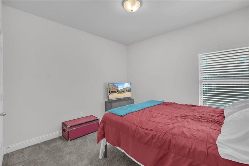 568 Hampshire Drive, Lewisville TX 75067 - Photo 7