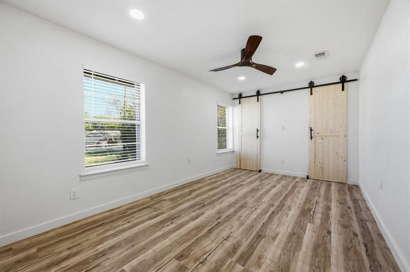 203 Evelyn Street, DeSoto TX 75115 - Photo 27