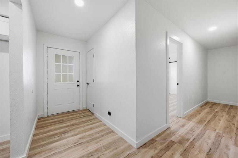 203 Evelyn Street, DeSoto TX 75115 - Photo 28