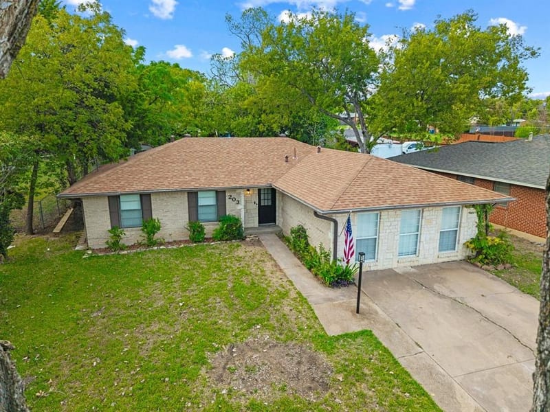 203 Evelyn Street, DeSoto TX 75115 - Photo 34