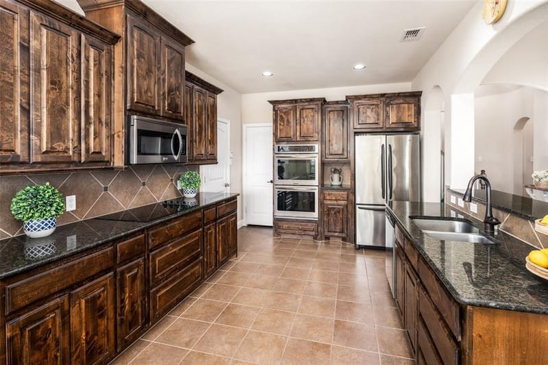 13176 Franklin Lane, Talty TX 75126 - Photo 11