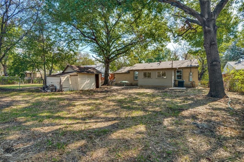 10429 Aledo Drive, Dallas TX 75228 - Photo 13