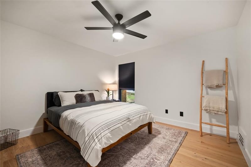 7111 Claybrook Drive, Dallas TX 75231 - Photo 22