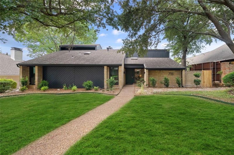 7111 Claybrook Drive, Dallas TX 75231