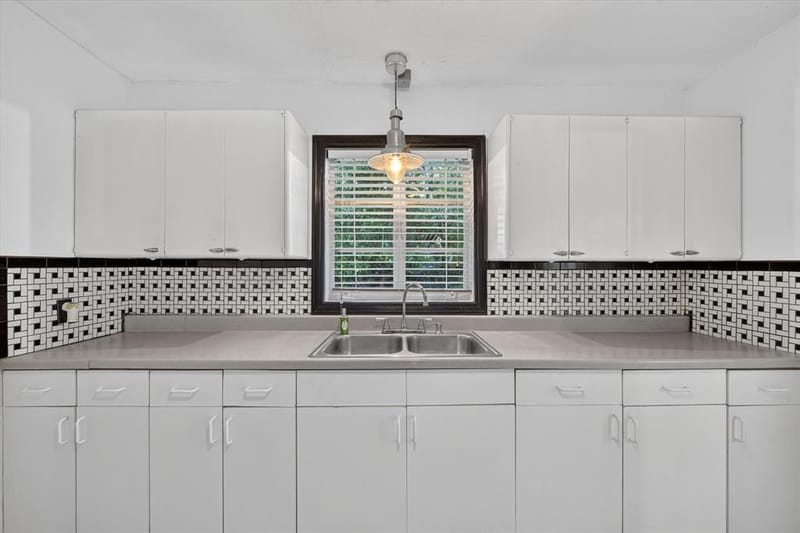 1029 Coit Street, Denton TX 76201 - Photo 4