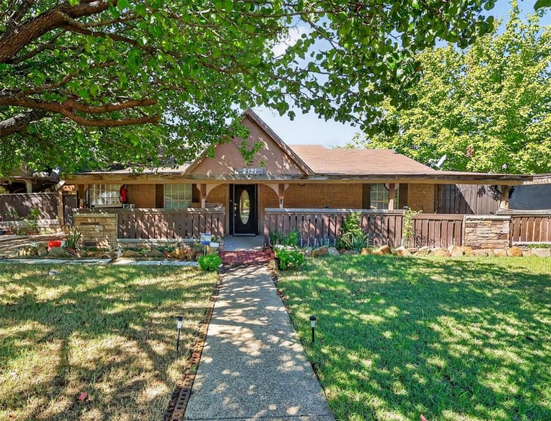 2121 High Summit Drive, Garland TX 75041