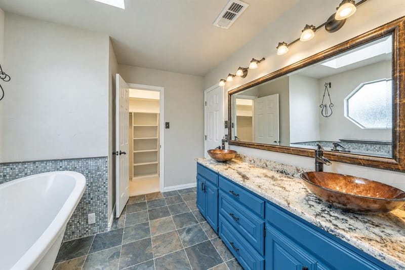 610 Shallow Creek Drive, Oak Leaf TX 75154 - Photo 13