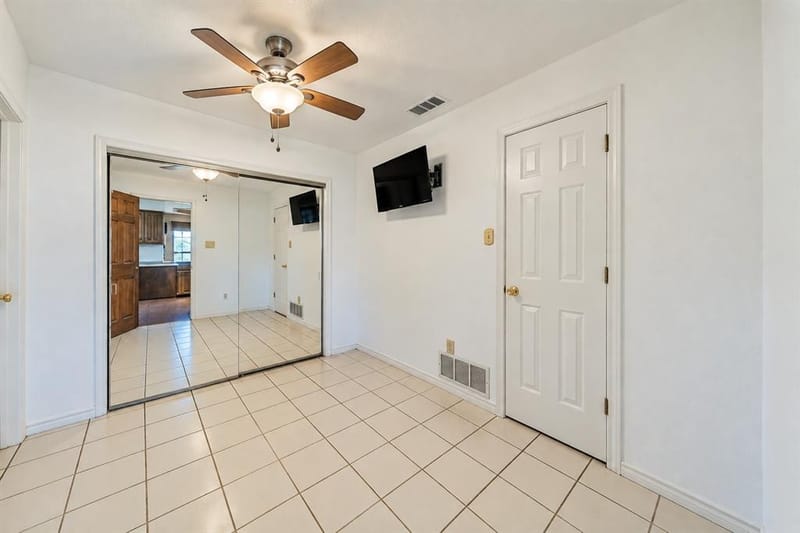 610 Shallow Creek Drive, Oak Leaf TX 75154 - Photo 22