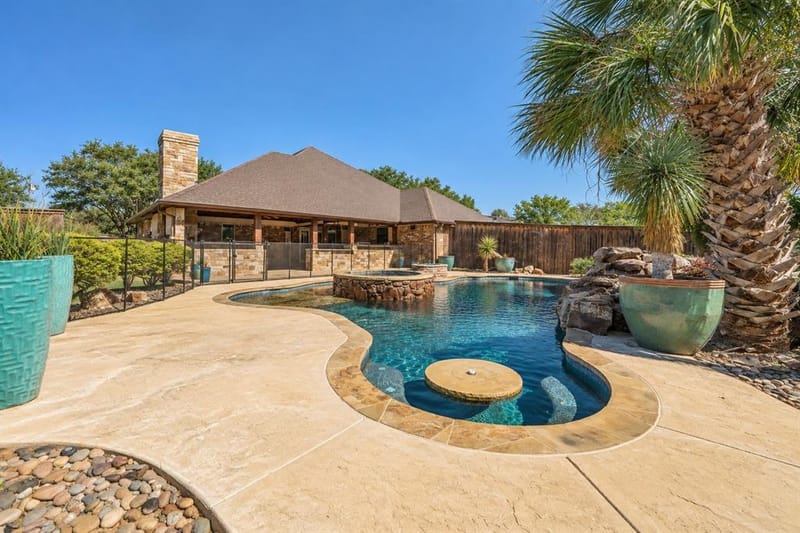 610 Shallow Creek Drive, Oak Leaf TX 75154 - Photo 31