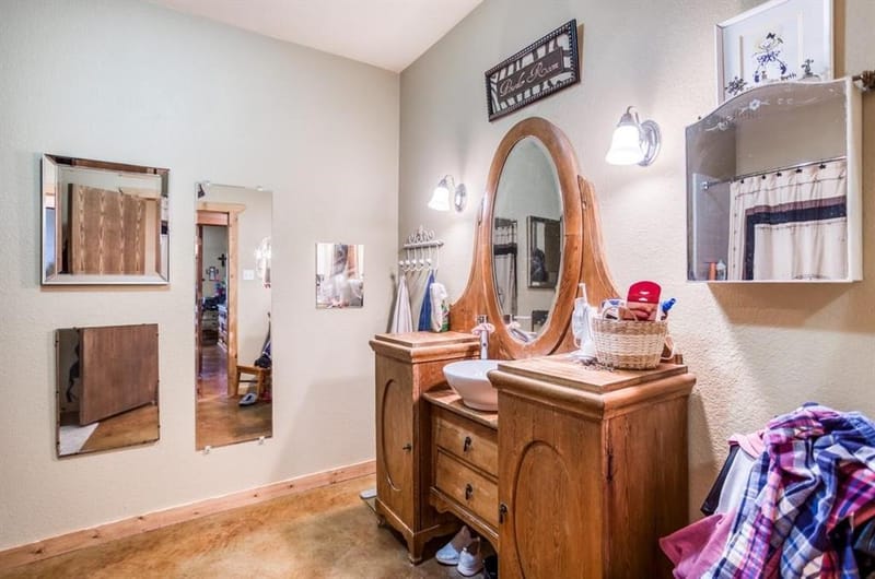 15350 US Highway 380, Krum TX 76249 - Photo 10