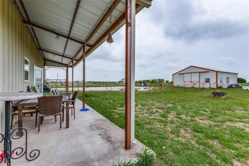 15350 US Highway 380, Krum TX 76249 - Photo 4