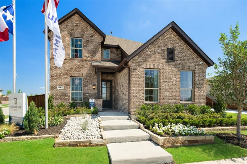 652 Caprice Bluff, Fate TX 75189 - Photo 2