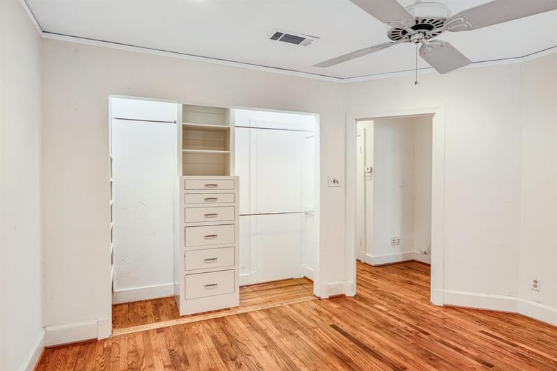 5411 Stoneleigh Avenue, Dallas TX 75235 - Photo 13
