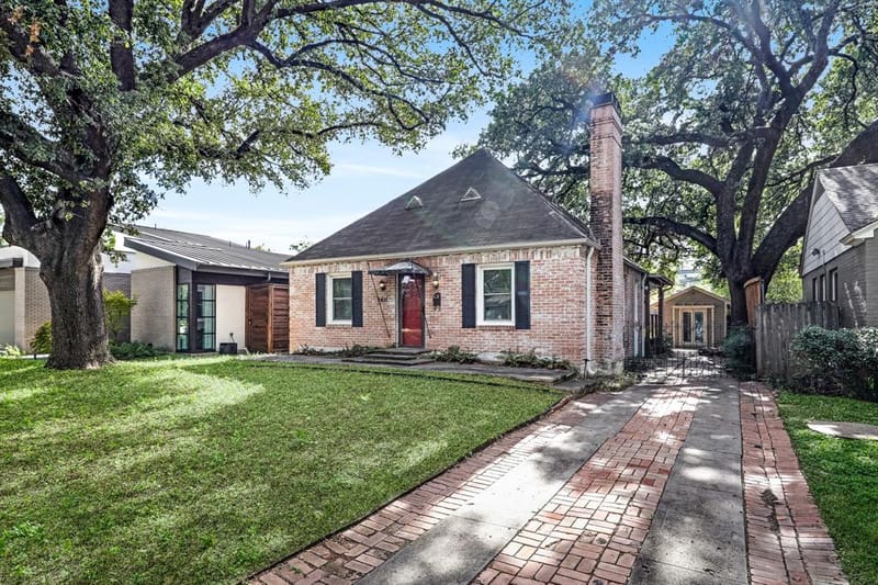 5411 Stoneleigh Avenue, Dallas TX 75235