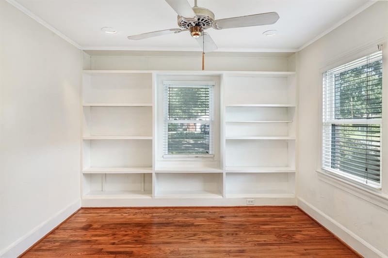 5411 Stoneleigh Avenue, Dallas TX 75235 - Photo 14