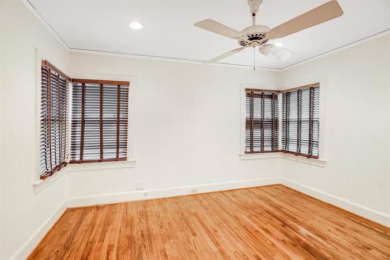 5411 Stoneleigh Avenue, Dallas TX 75235 - Photo 11