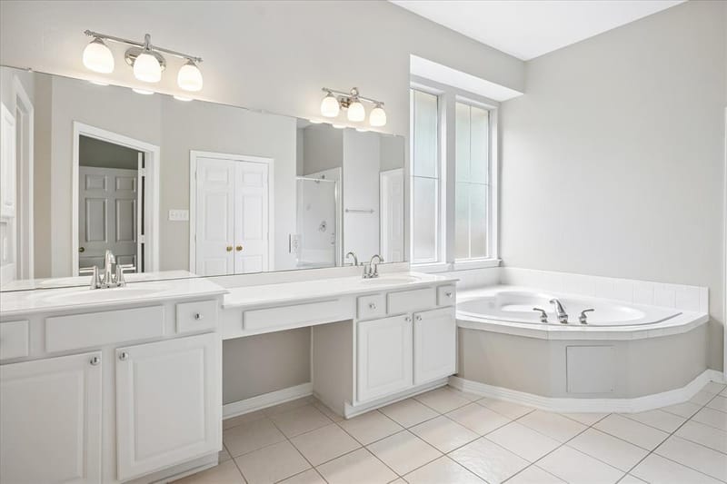 5104 Arbor Hollow Drive, McKinney TX 75072 - Photo 15