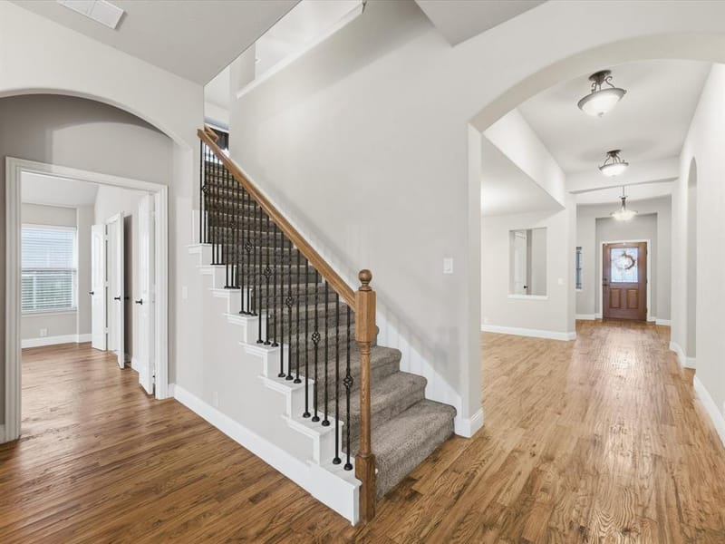 909 Longhorn Drive, Aubrey TX 76227 - Photo 7