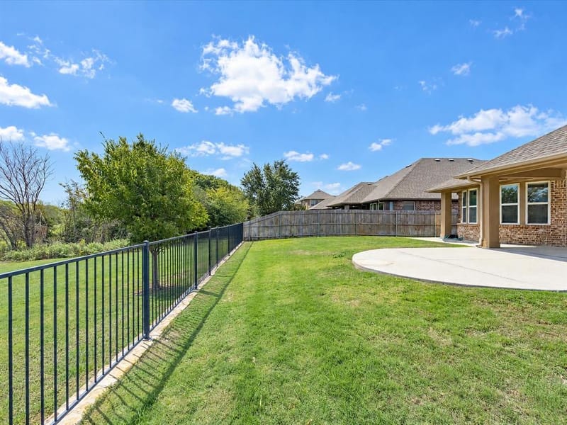 909 Longhorn Drive, Aubrey TX 76227 - Photo 36