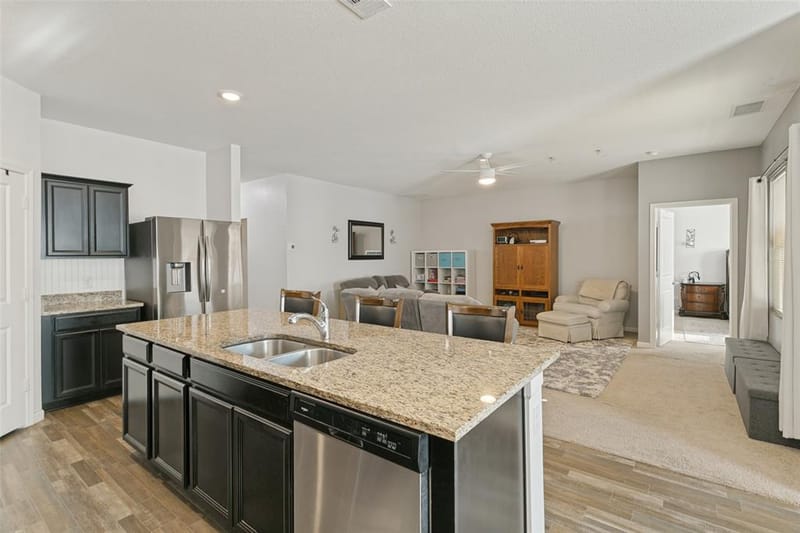 540 S Heights Drive, Crowley TX 76036 - Photo 6