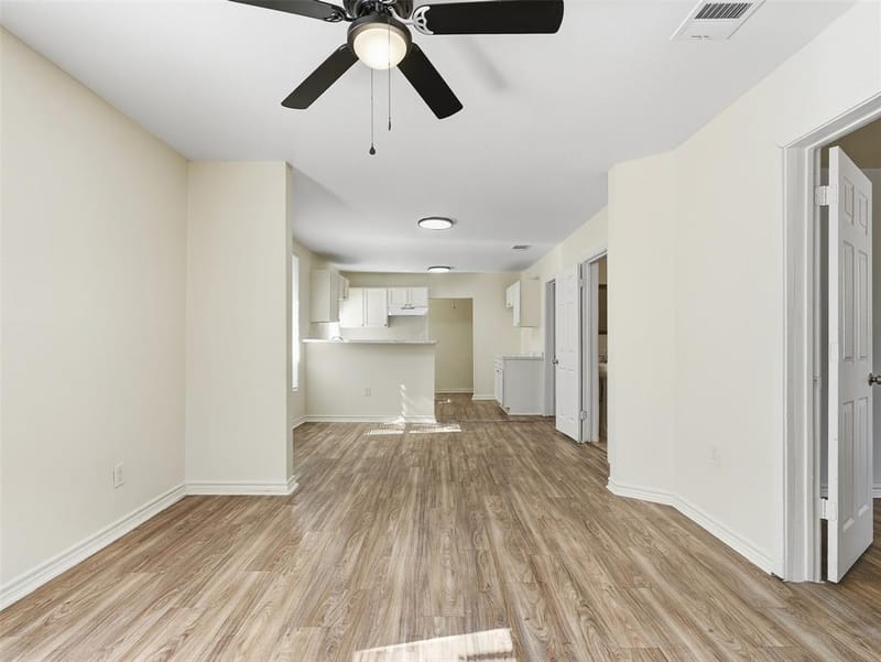 1419 E Waco Avenue, Dallas TX 75216 - Photo 6