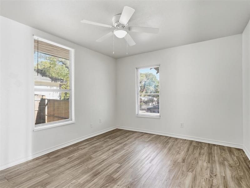 1419 E Waco Avenue, Dallas TX 75216 - Photo 16
