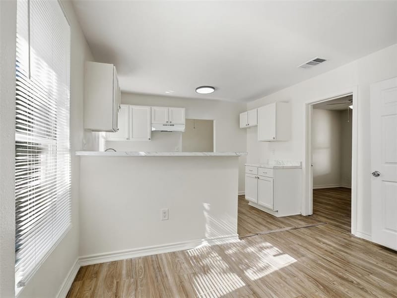 1419 E Waco Avenue, Dallas TX 75216 - Photo 8