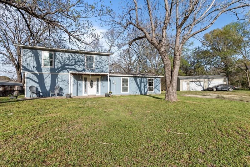 303 Whispering Oaks Trail, Payne Springs TX 75156