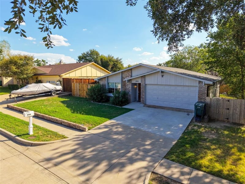 2016 Lymington Road, Carrollton TX 75007 - Photo 2