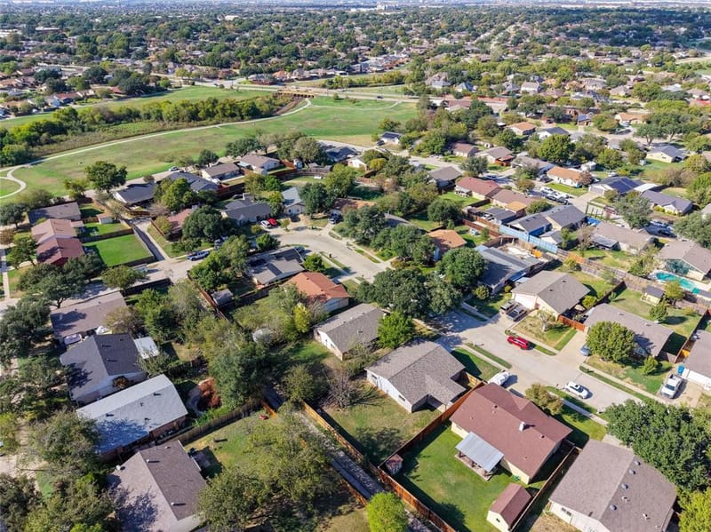 2016 Lymington Road, Carrollton TX 75007 - Photo 16