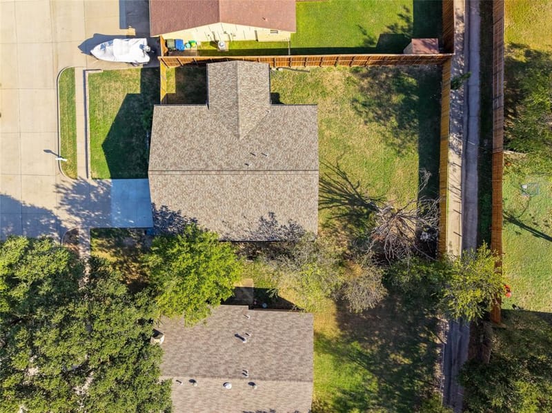2016 Lymington Road, Carrollton TX 75007 - Photo 18