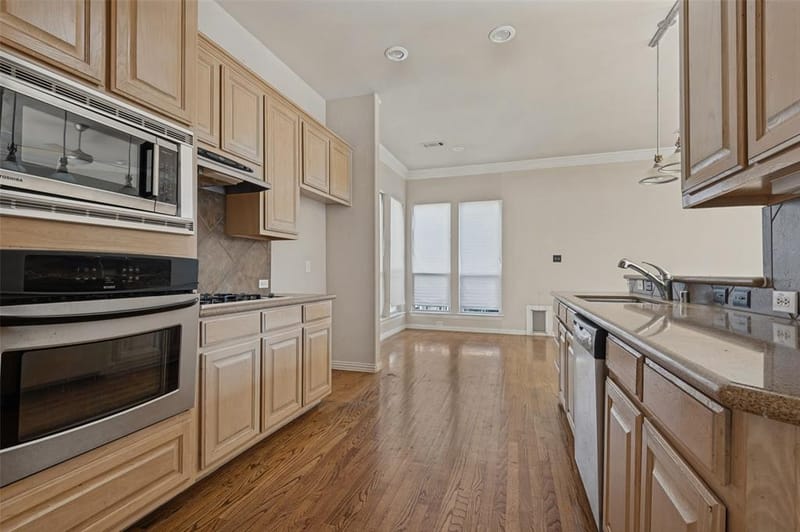 1014 Ricci Court, Irving TX 75062 - Photo 12