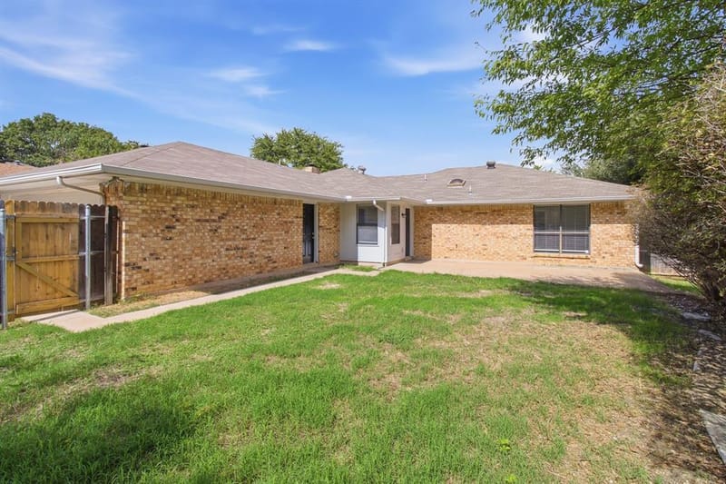 438 Blueridge Drive, Duncanville TX 75137 - Photo 31