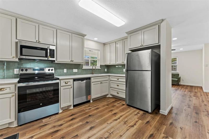 421 Dearborn Street, Waco TX 76704 - Photo 13