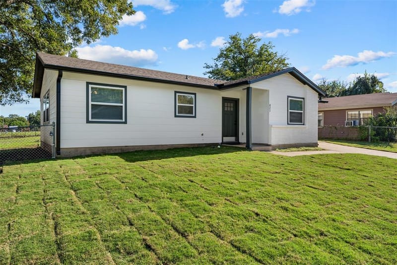 421 Dearborn Street, Waco TX 76704 - Photo 3