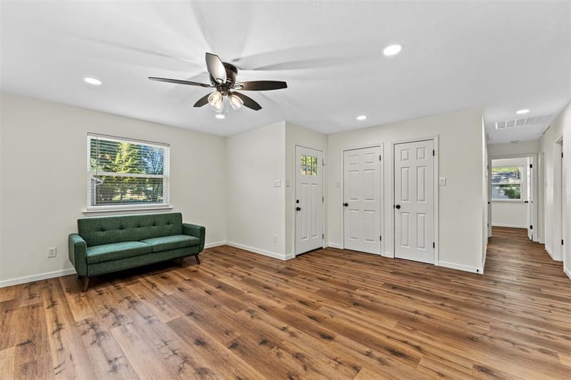 421 Dearborn Street, Waco TX 76704 - Photo 9