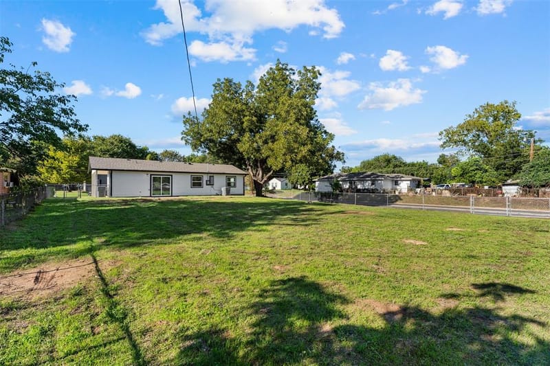 421 Dearborn Street, Waco TX 76704 - Photo 24