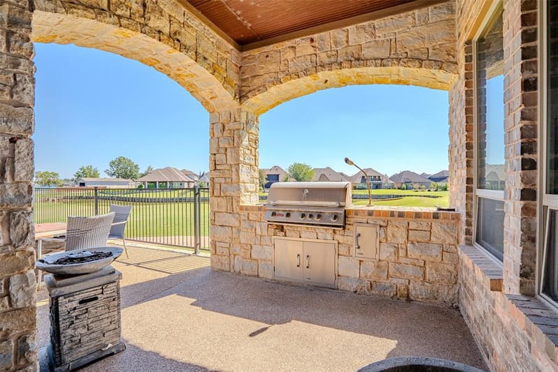 1903 Harbor Lakes Drive, Granbury TX 76048 - Photo 35