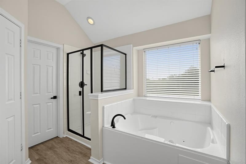 6408 Canyon Lake Drive, Dallas TX 75249 - Photo 27